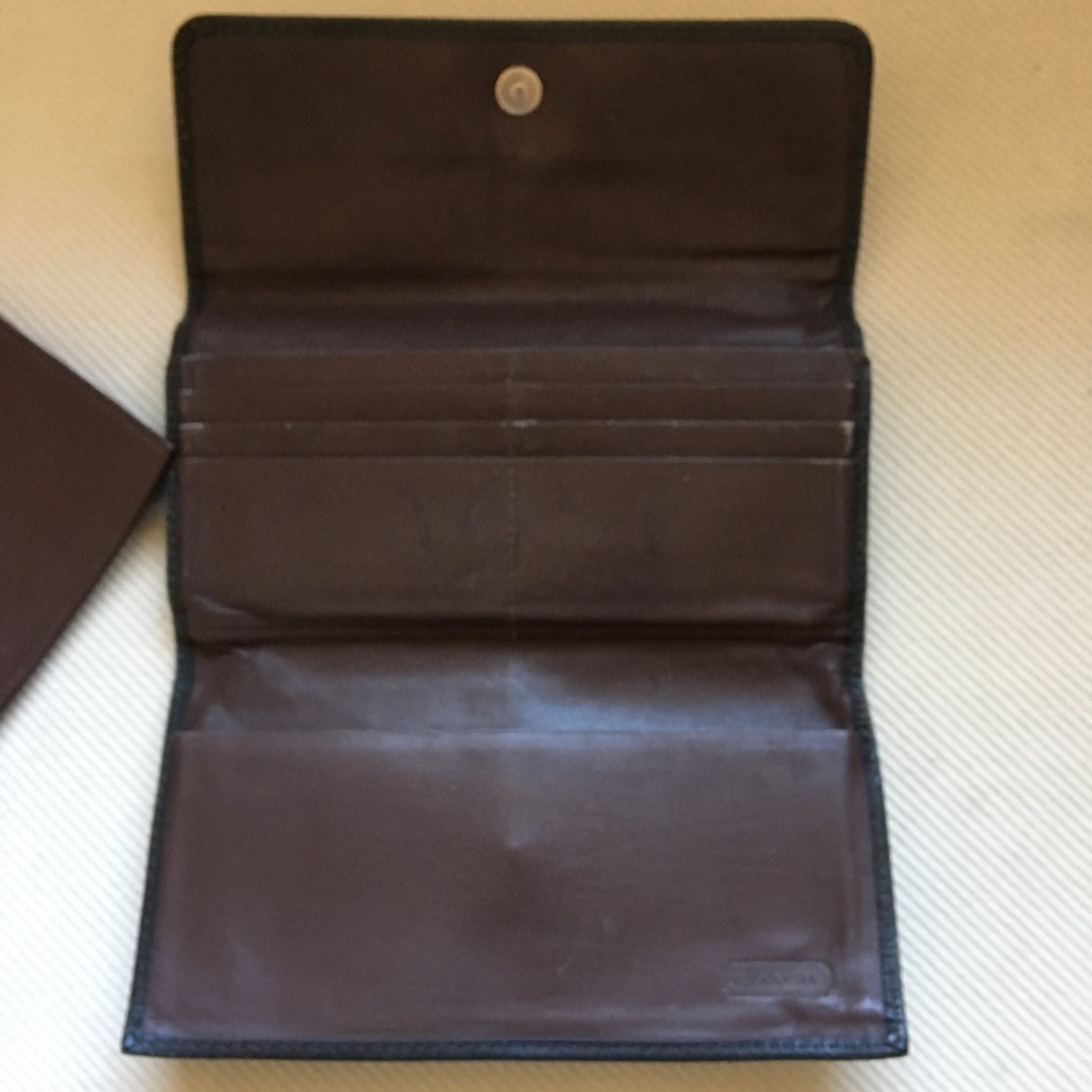 Vintage Coach wallet w/checkbook - Picture 2 of 4